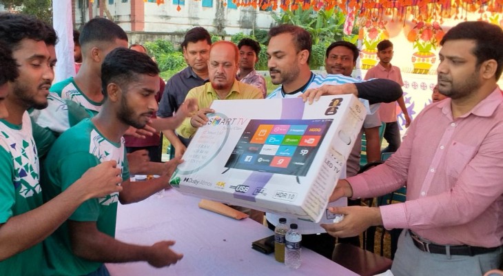 কালীগঞ্জে মাদক বিরোধী  মিনিবার  ফুটবল টুনামেন্ট অনুষ্ঠিত 
